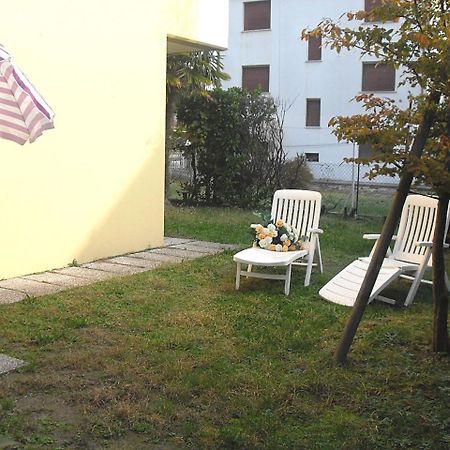 Marinella Apartamento Bibione Exterior foto